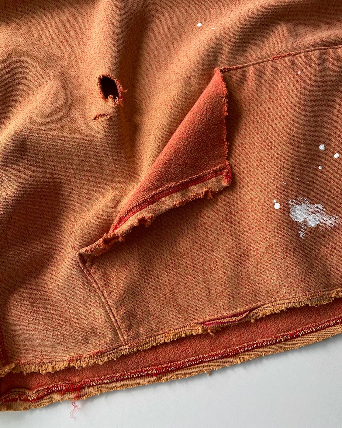 챔피온 리버스위브 디스트로이드 페인팅 후드티 상품이미지6