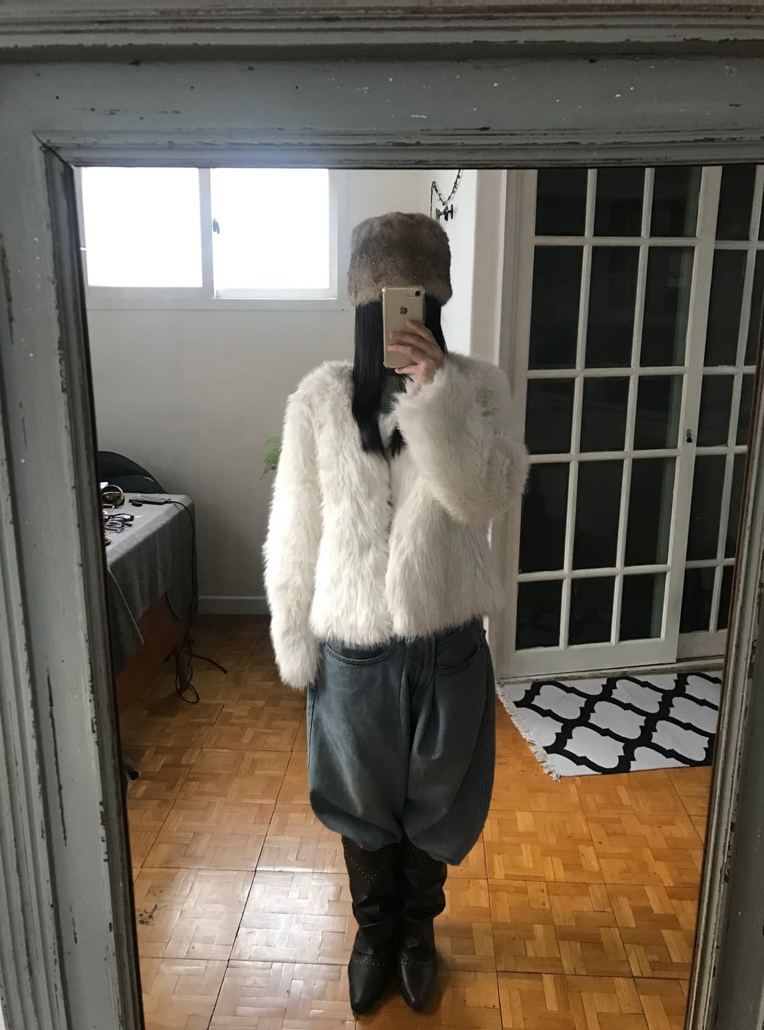 vintage white eco fur jacket 상품이미지3