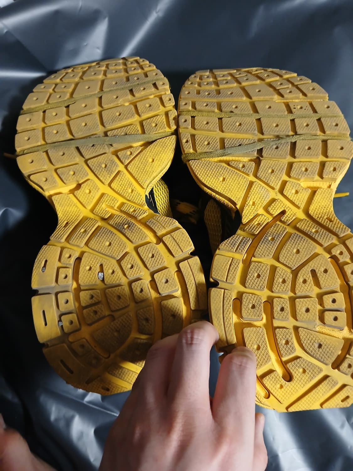 급처) 발렌시아가 3xl 옐로우 42 상품이미지3