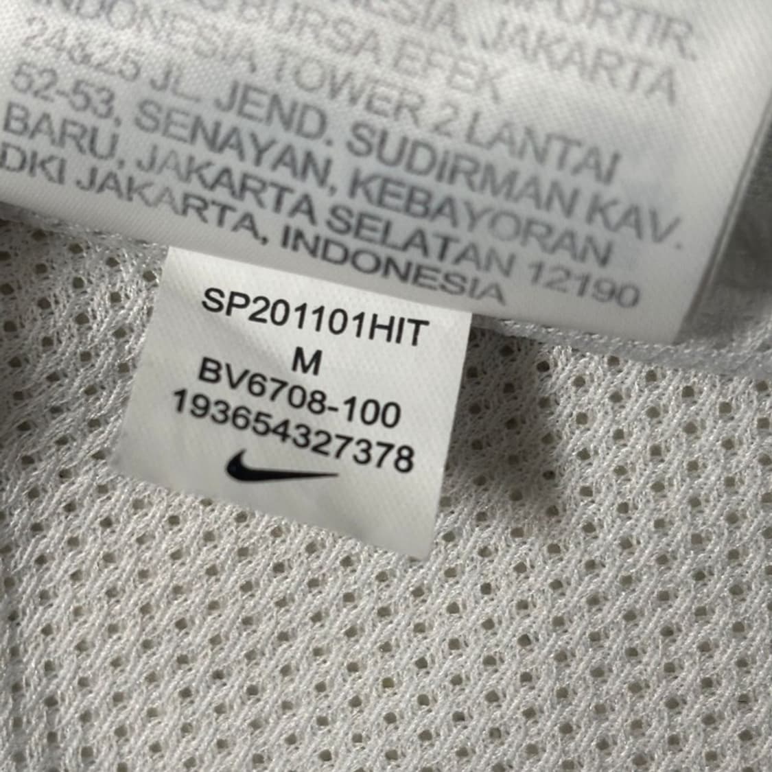 NIKE 드라이핏 스우시 반팔티 화이트 M 상품이미지9