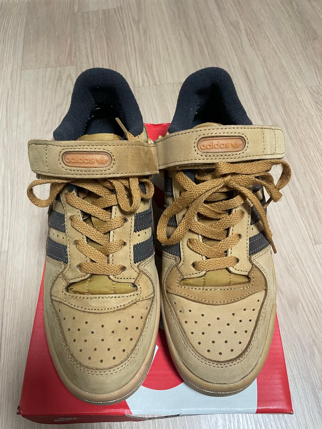 아디다스 포럼 된장 255사이즈 상품이미지2