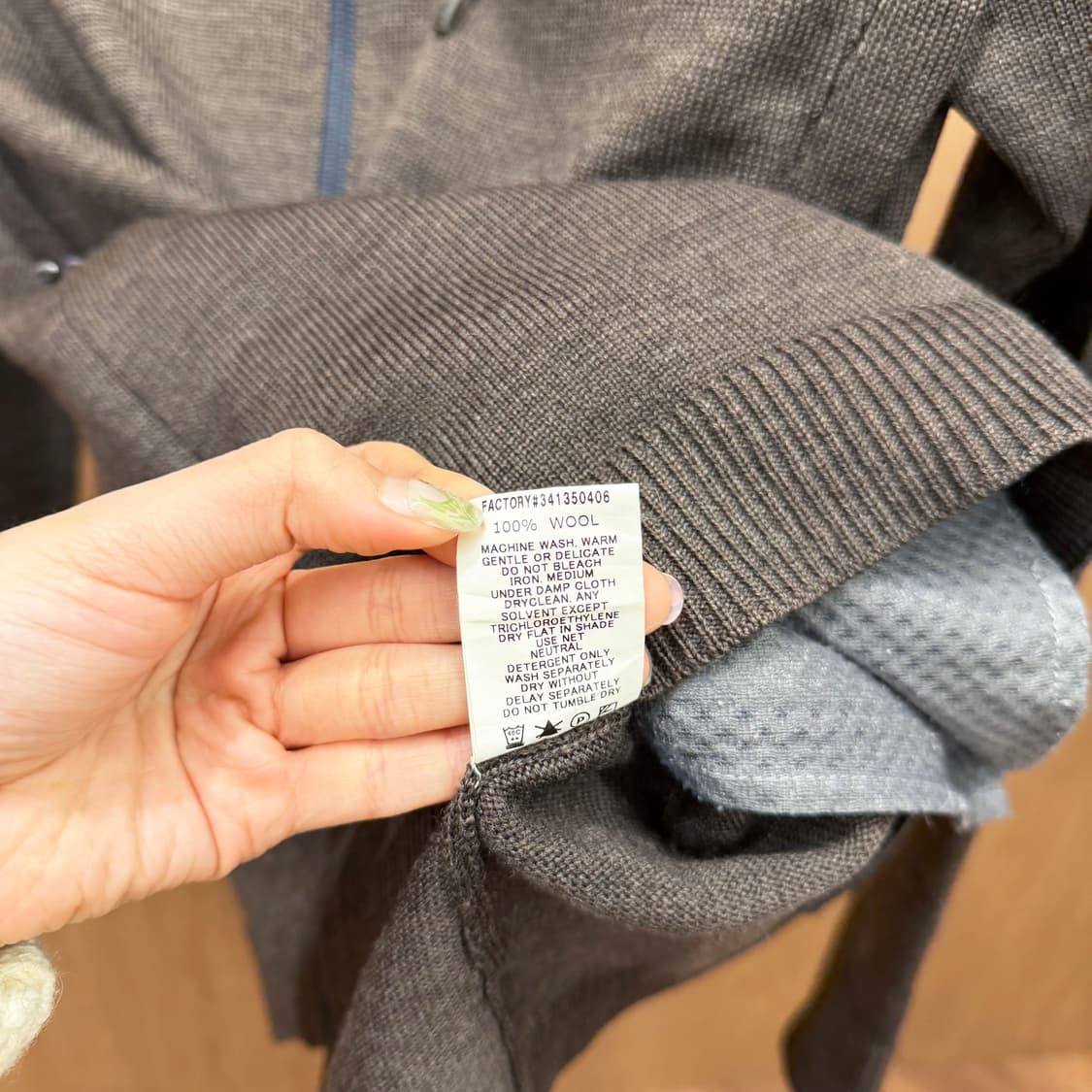 몽벨 하이넥 니트 풀집업 자켓 블루 배색 리브 지퍼 포켓 디테일 브라운 상품이미지7