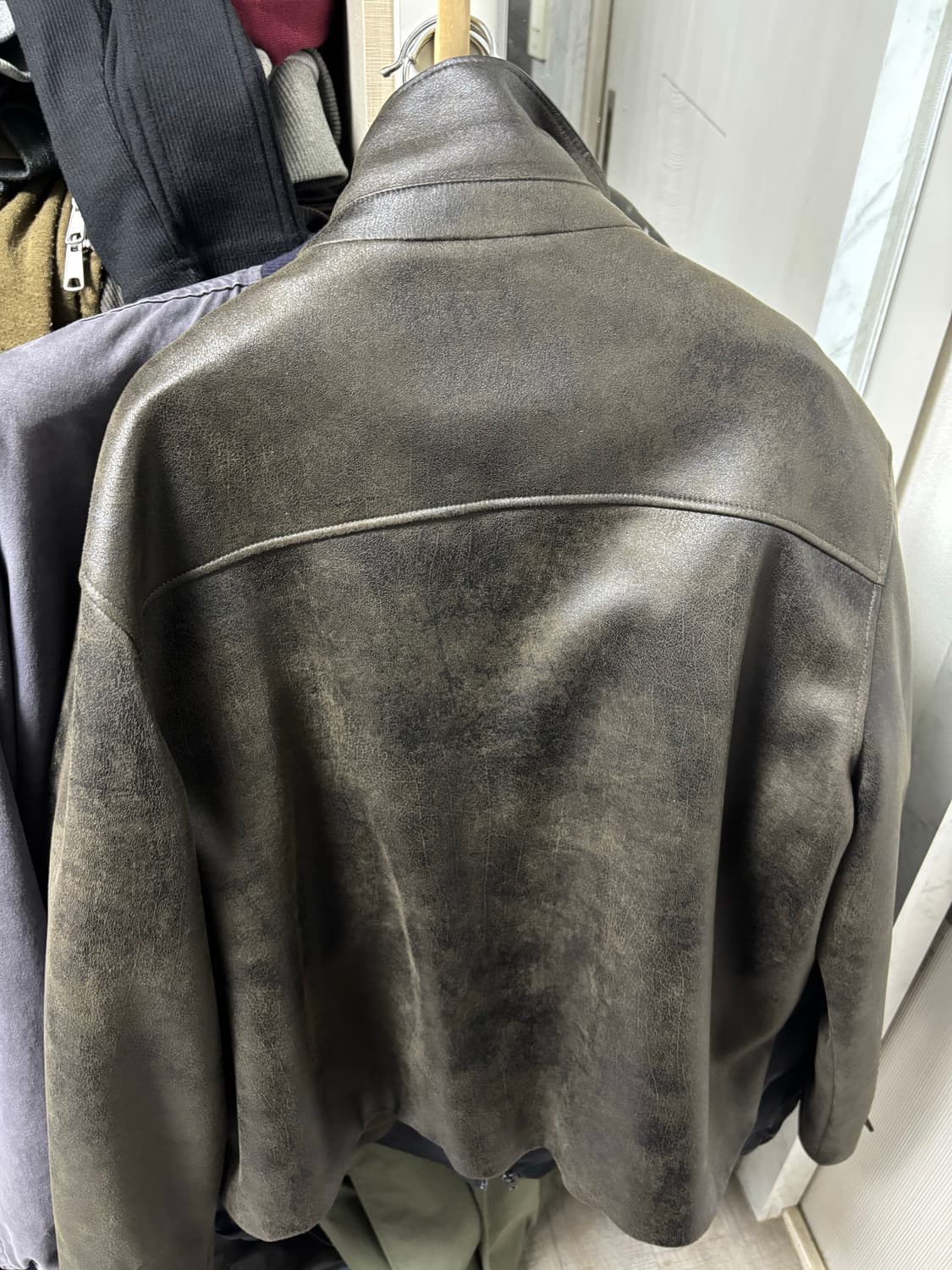 자라 워시드 페이크 빈티지 레더 자켓 브라운 상품이미지3