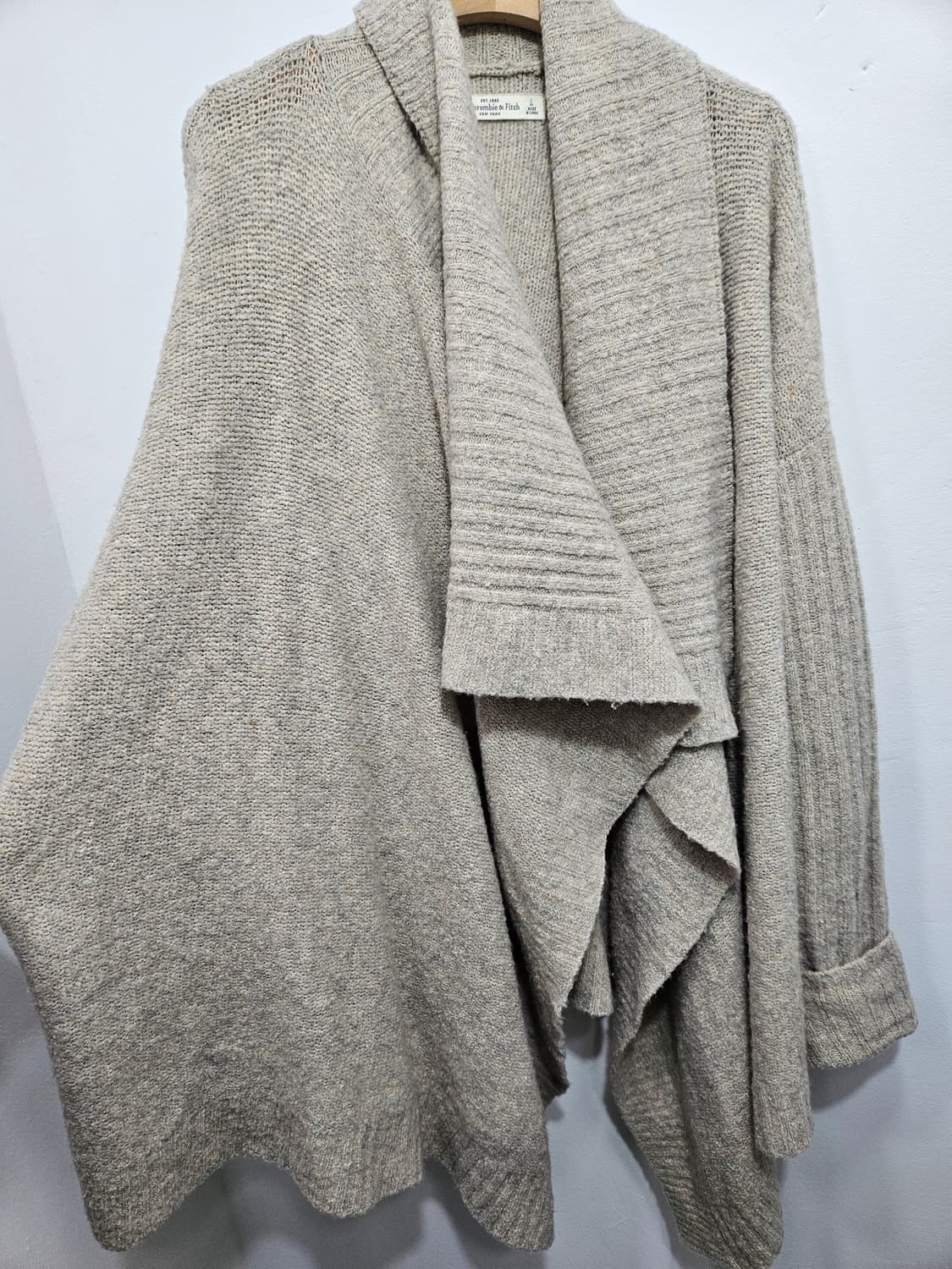 아베크롬비 앤 피치 울혼방 니트 가디건 L 상품이미지6