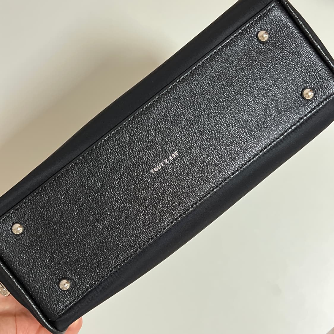 투티에 로케백 스몰 나일론 블랙 상품이미지6