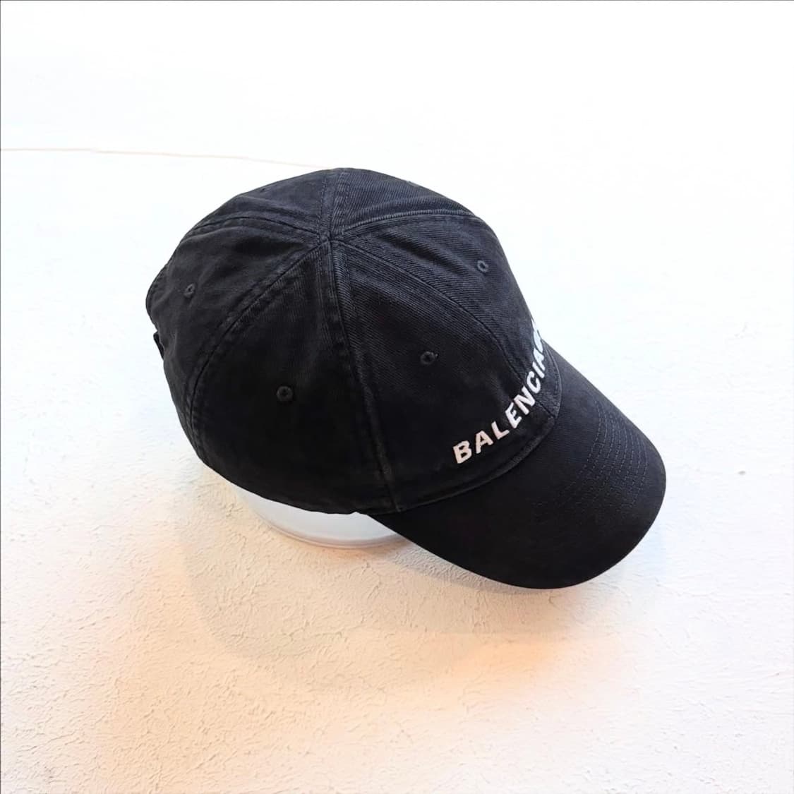 발렌시아가 블랙 볼캡 상품이미지4