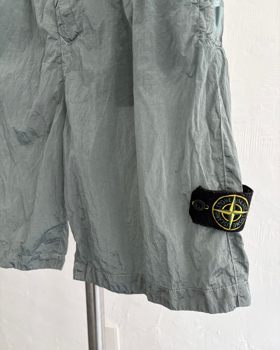 Stone Island 스톤아일랜드 나일론 메탈 와펜 숏츠 상품이미지4