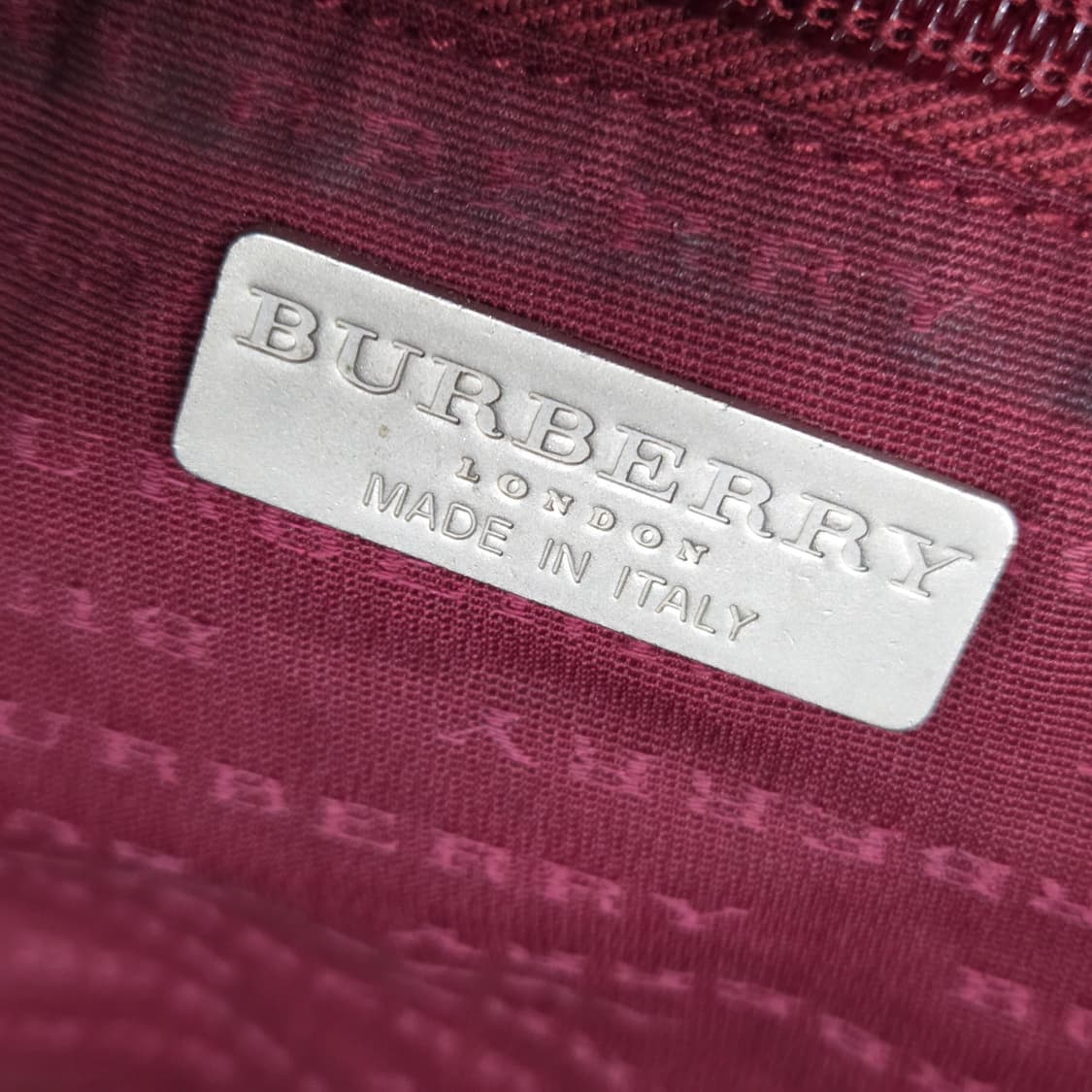 버버리 울 체크 원통 숄더백 상품이미지6