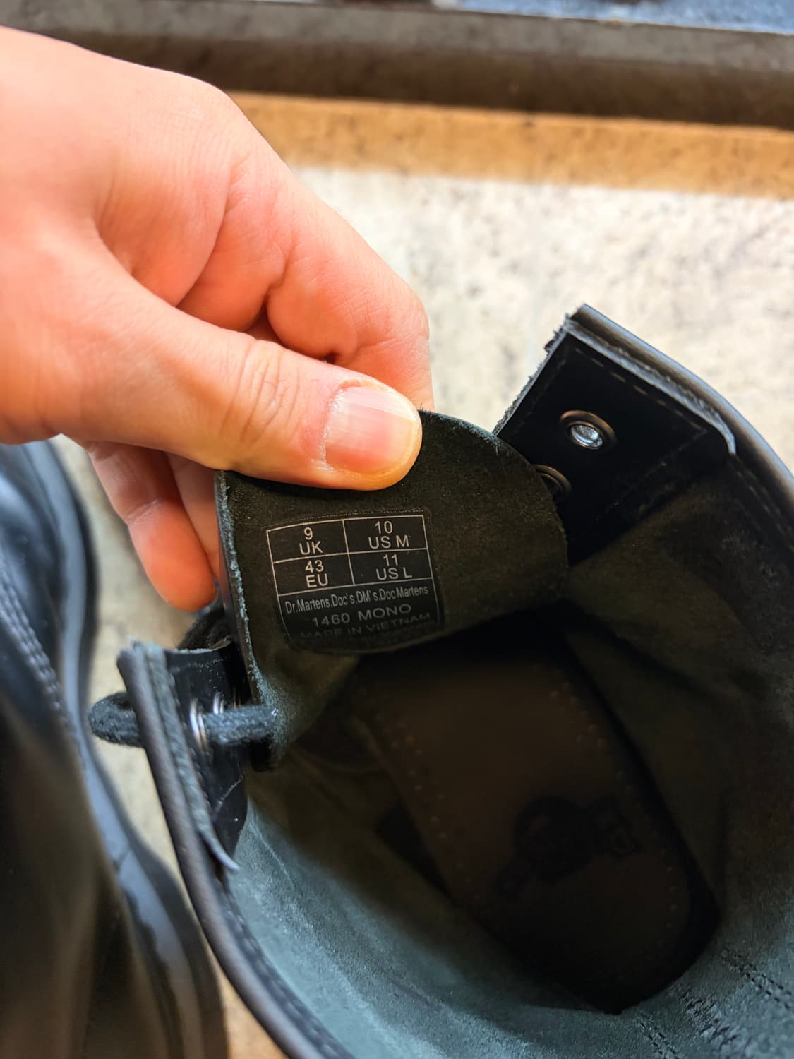 닥터마틴 1460 모노 상품이미지2