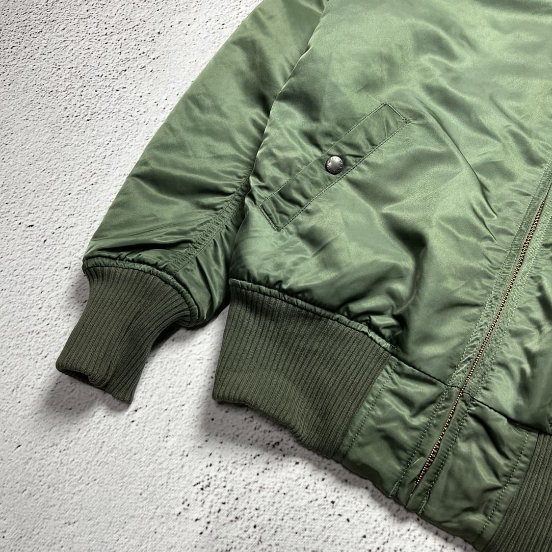 Alpha Industries MA-1 D-Tec Jacket 상품이미지5