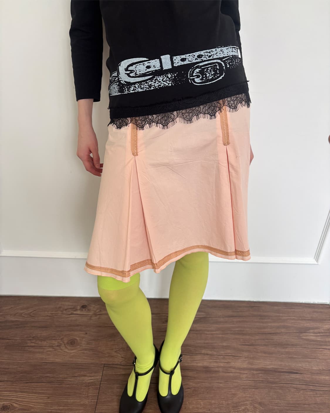 새상품 저스트하우스 lace trim boatneck top black 상품이미지4