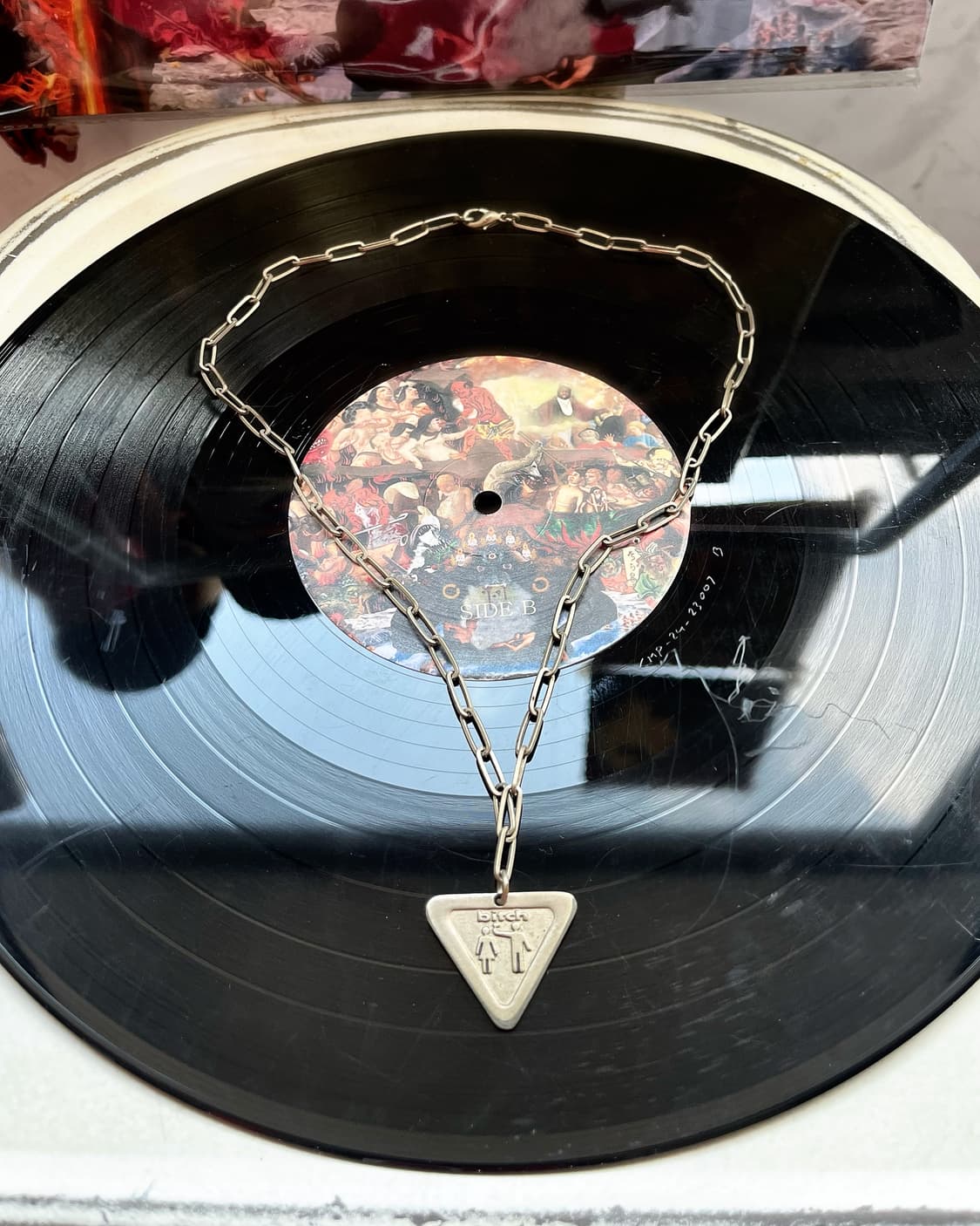1990s Bitch Skateboards Icon Necklace 상품이미지2