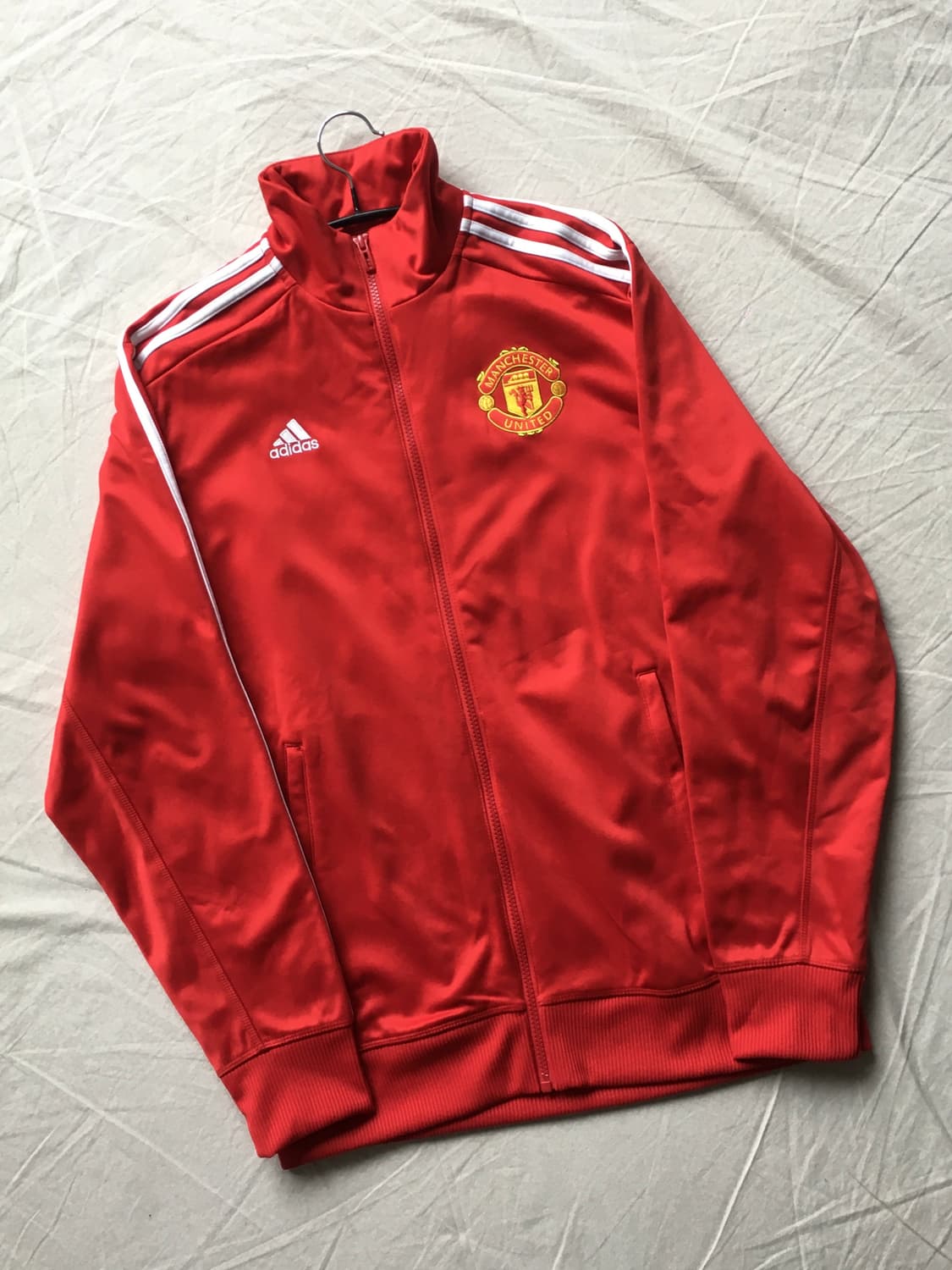 아디다스 맨유 삼선 트랙탑 상품이미지3