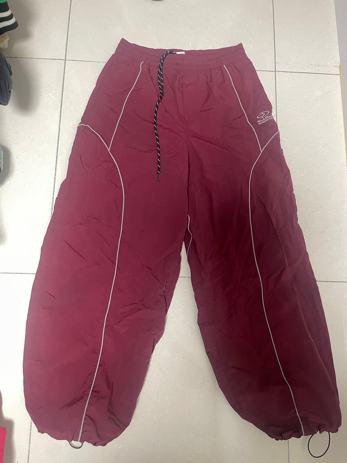 트레블 커브드 파이핑 라인 버건즈 팬츠(m) 상품이미지3