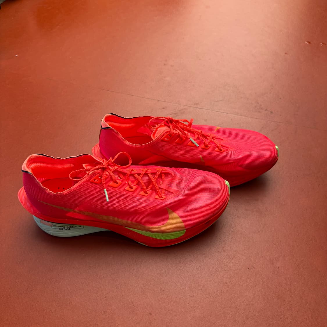 왕발 나이키 줌X 베이퍼플라이 넥스트% 320사이즈 상품이미지2