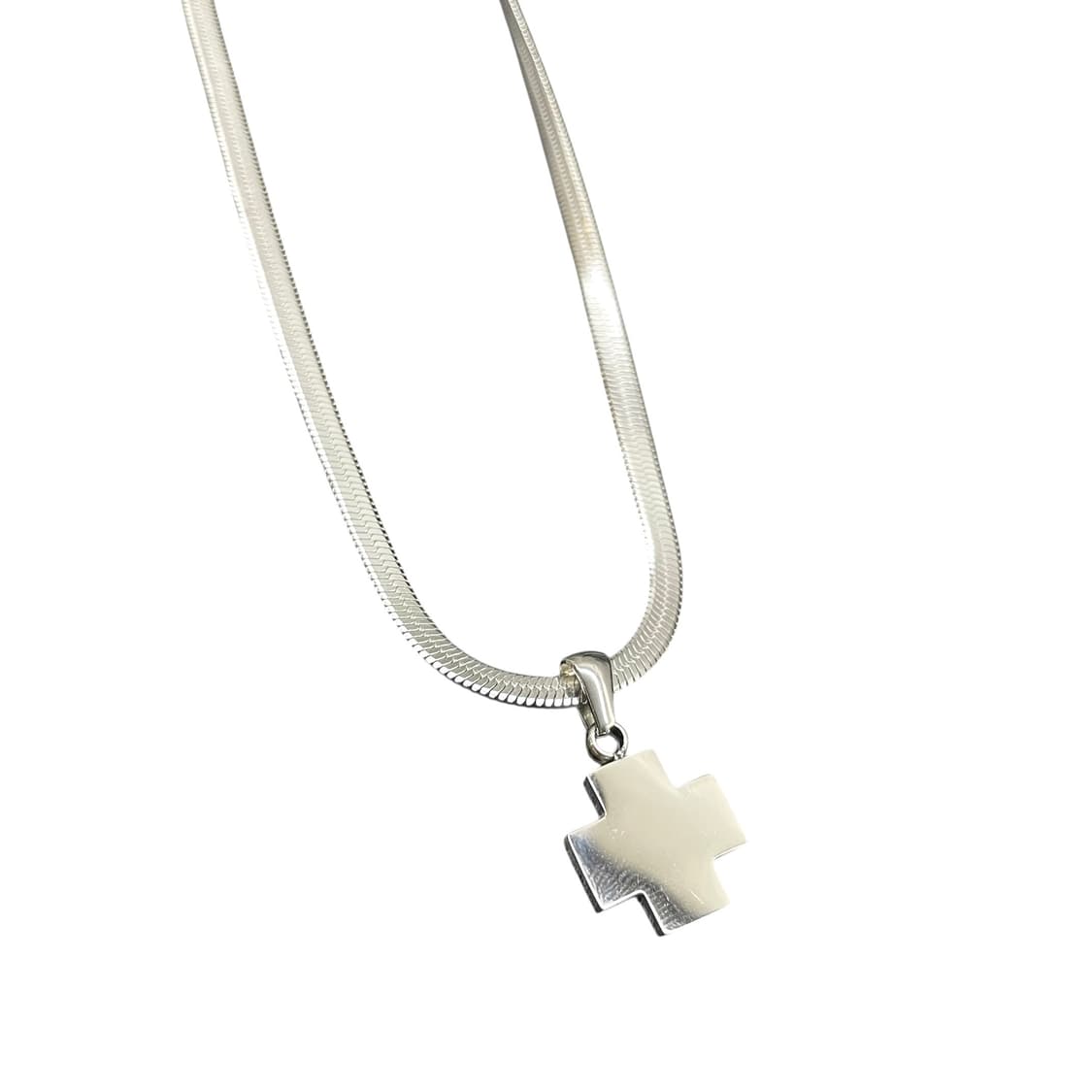 MOTHER OF PEARL CROSS NECKLACE 상품이미지3