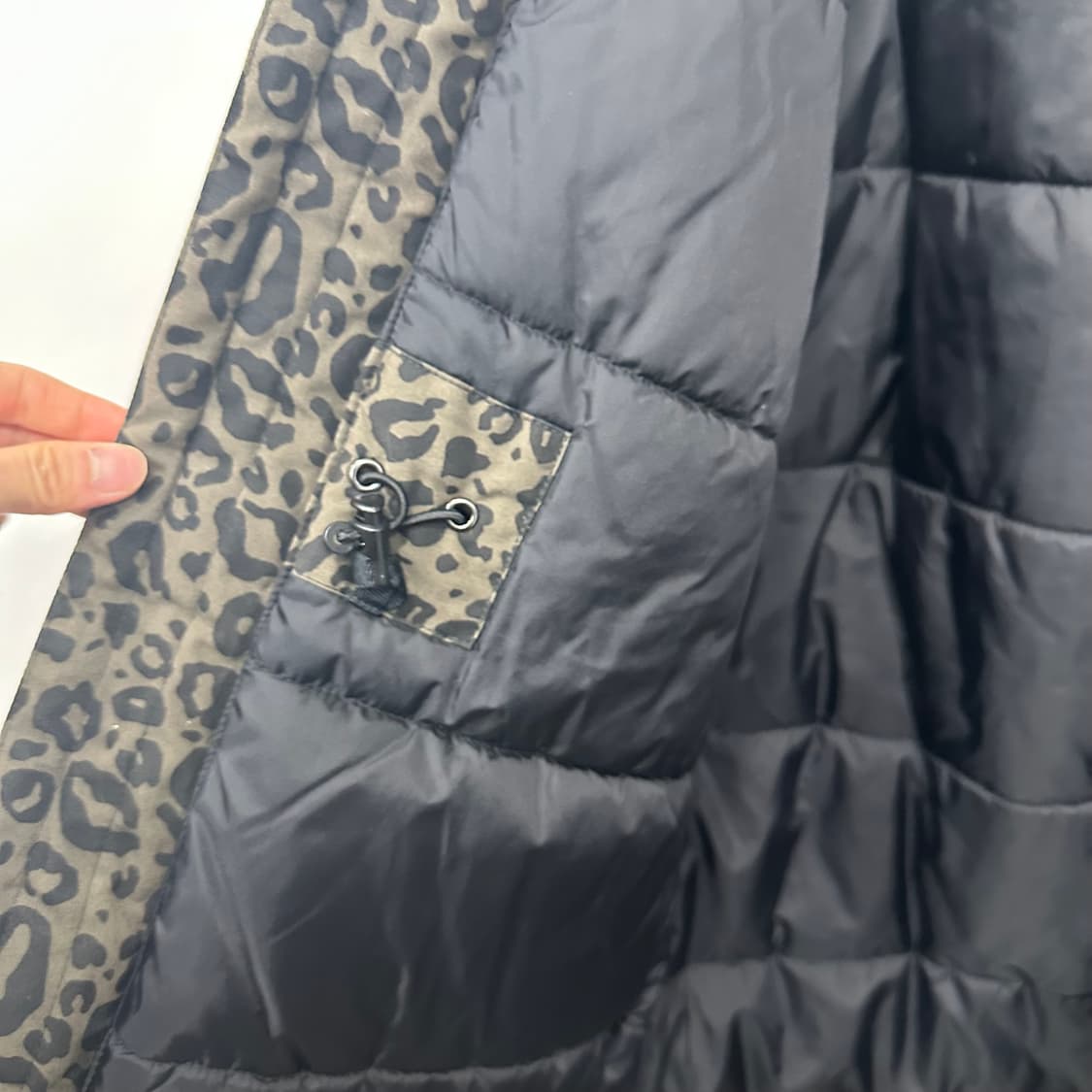 칼하트 WIP 트래퍼 파카 상품이미지7