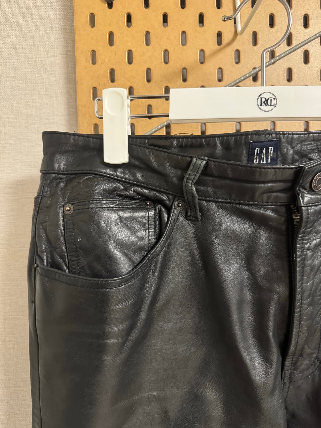 Gap 레더 팬츠 상품이미지2
