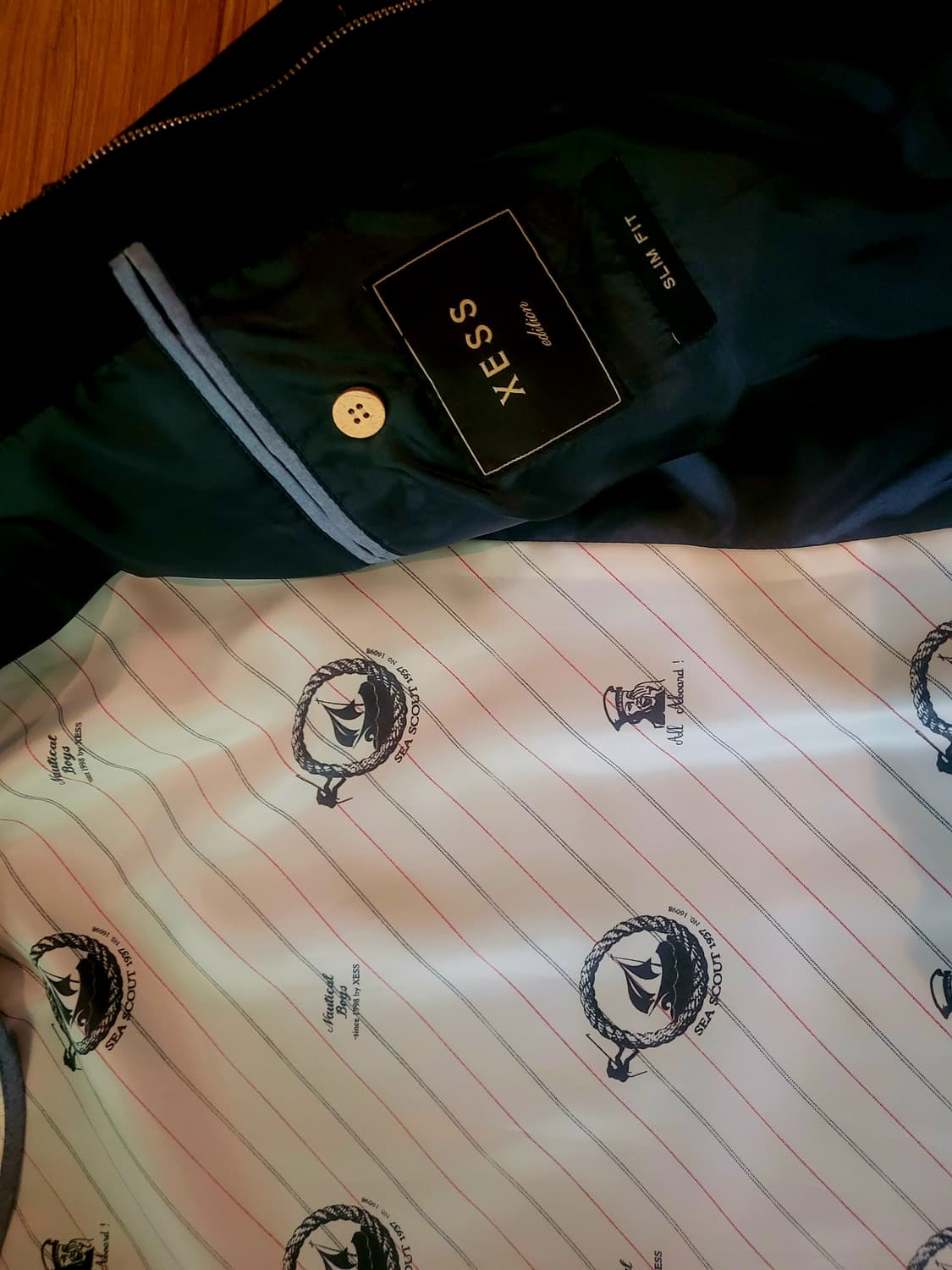 [미착용 새상품 ] XESS  봄 가을 자켓 상품이미지4