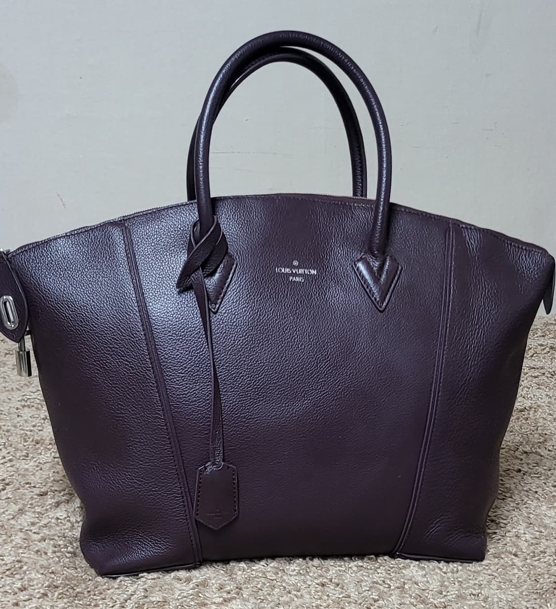 루이비통 프람부아즈 보 캐시미어 락킷M 상품이미지1