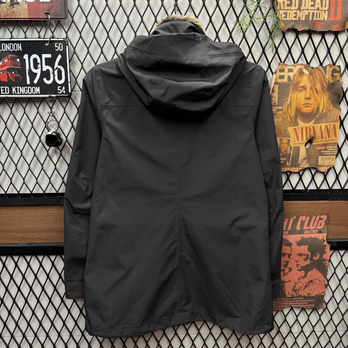 노스페이스 우먼스 고어텍스 맥머도 파카 후드 퍼 탈부착 그레이 상품이미지2