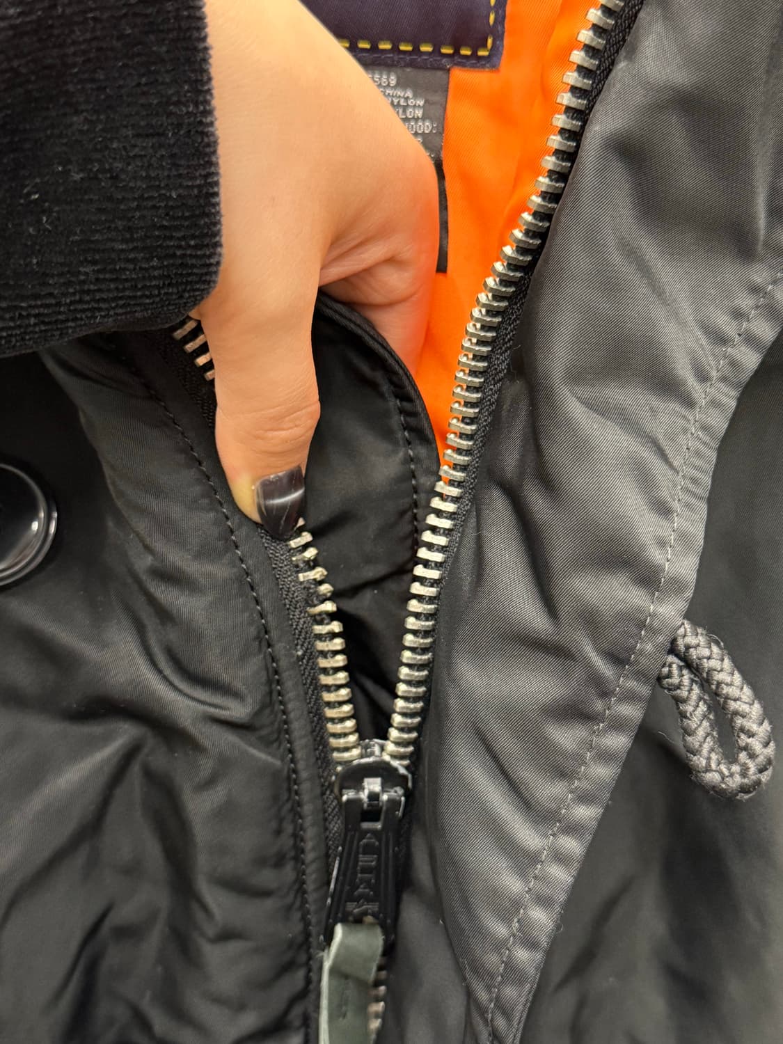 알파인더스트리 N3B 패딩 블랙 M 상품이미지4