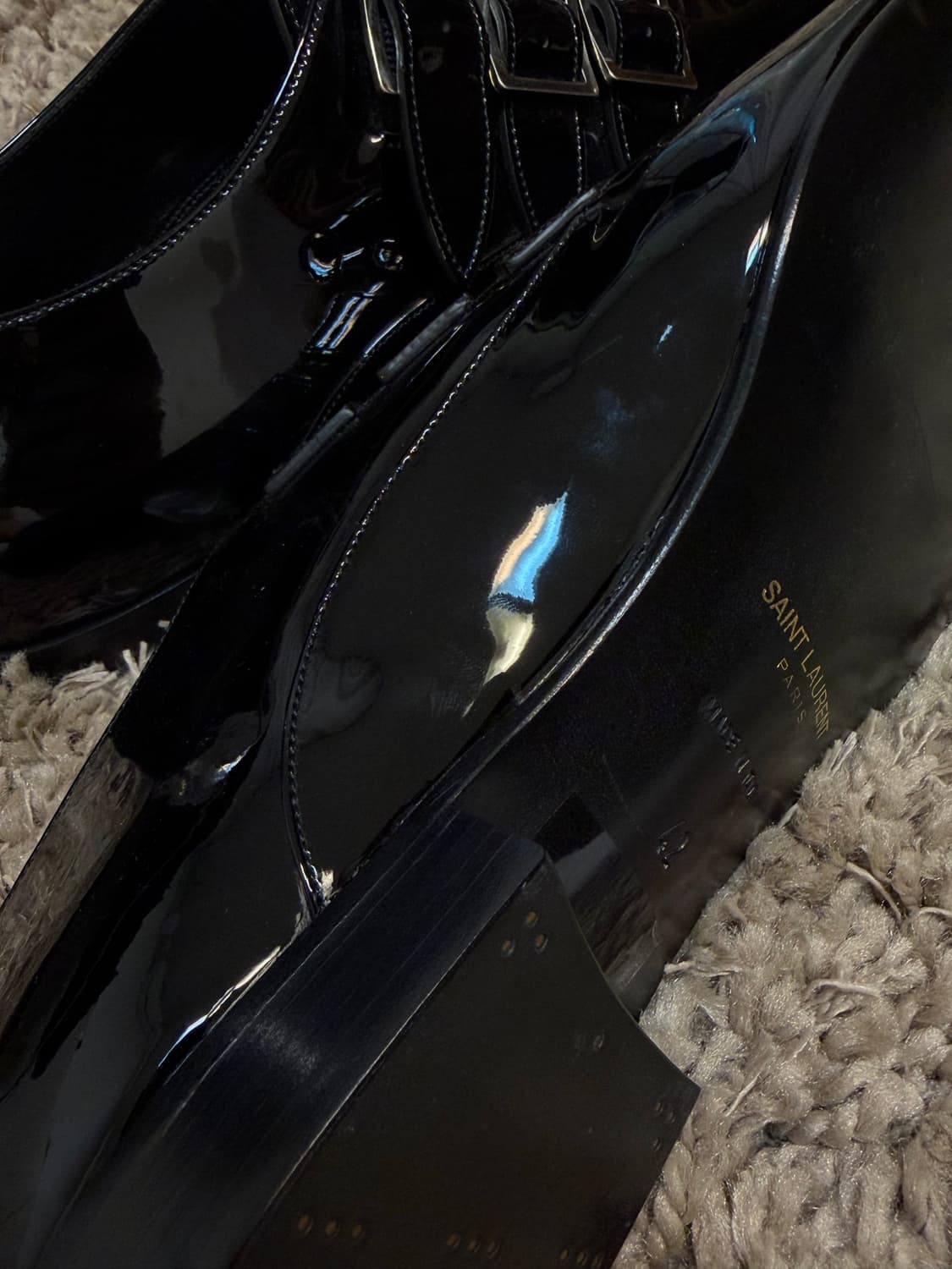 새제품)생로랑 애나멜 트리플 스트랩 슈즈로퍼 상품이미지2