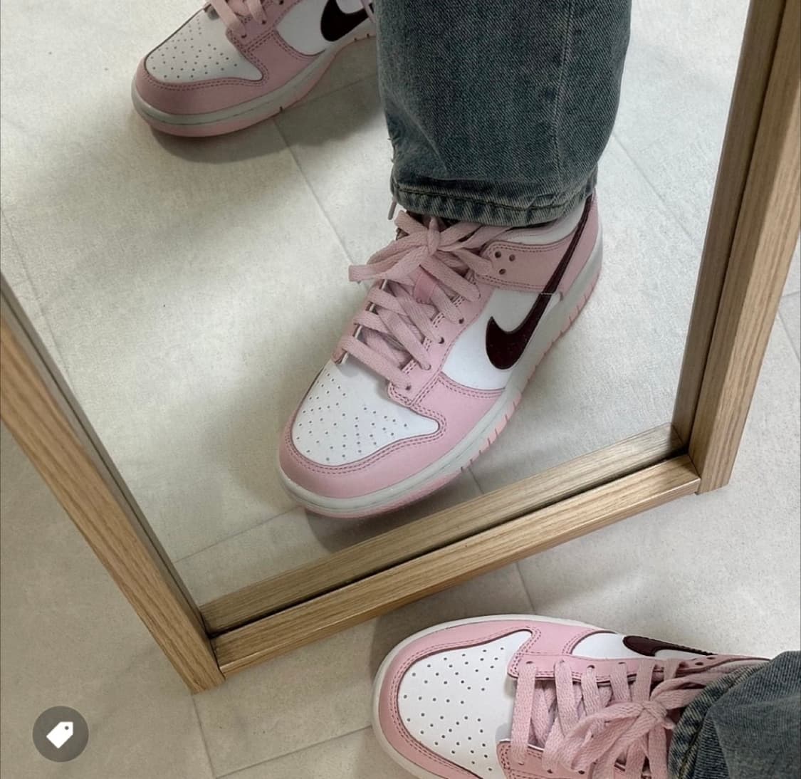 나이키 덩크 로우)발렌타인 데이 핑크 225사이즈(오마이걸 유아착용)거의 상품이미지2