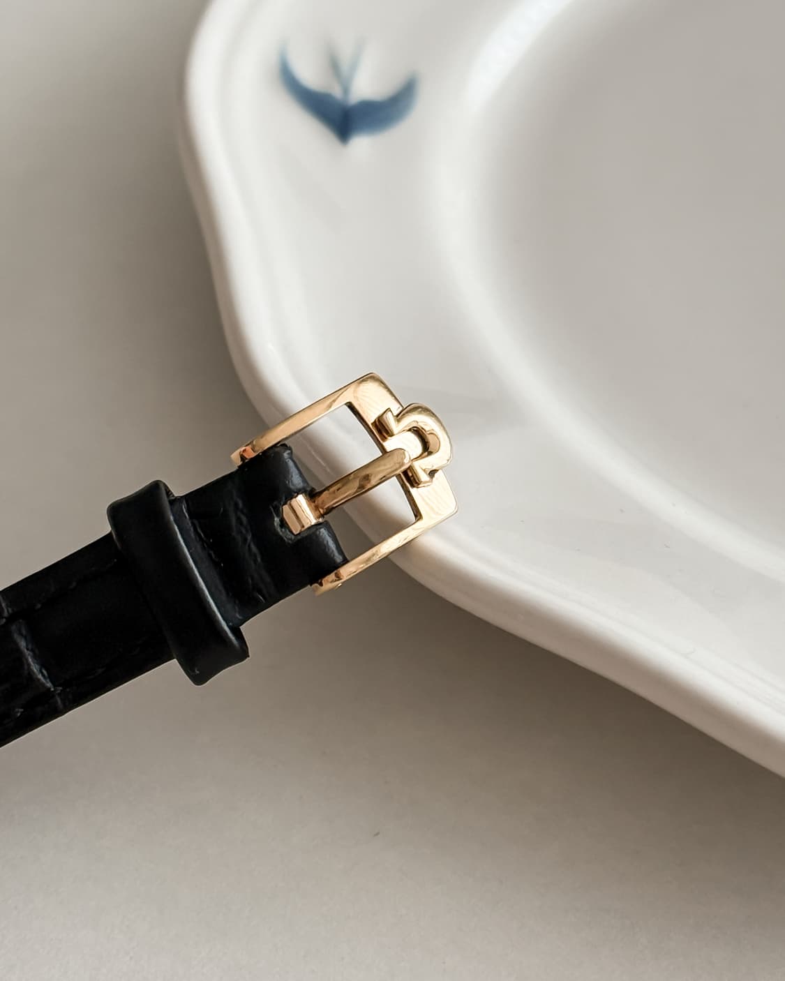 오메가 제네브 스퀘어 골드 수동 시계 상품이미지4