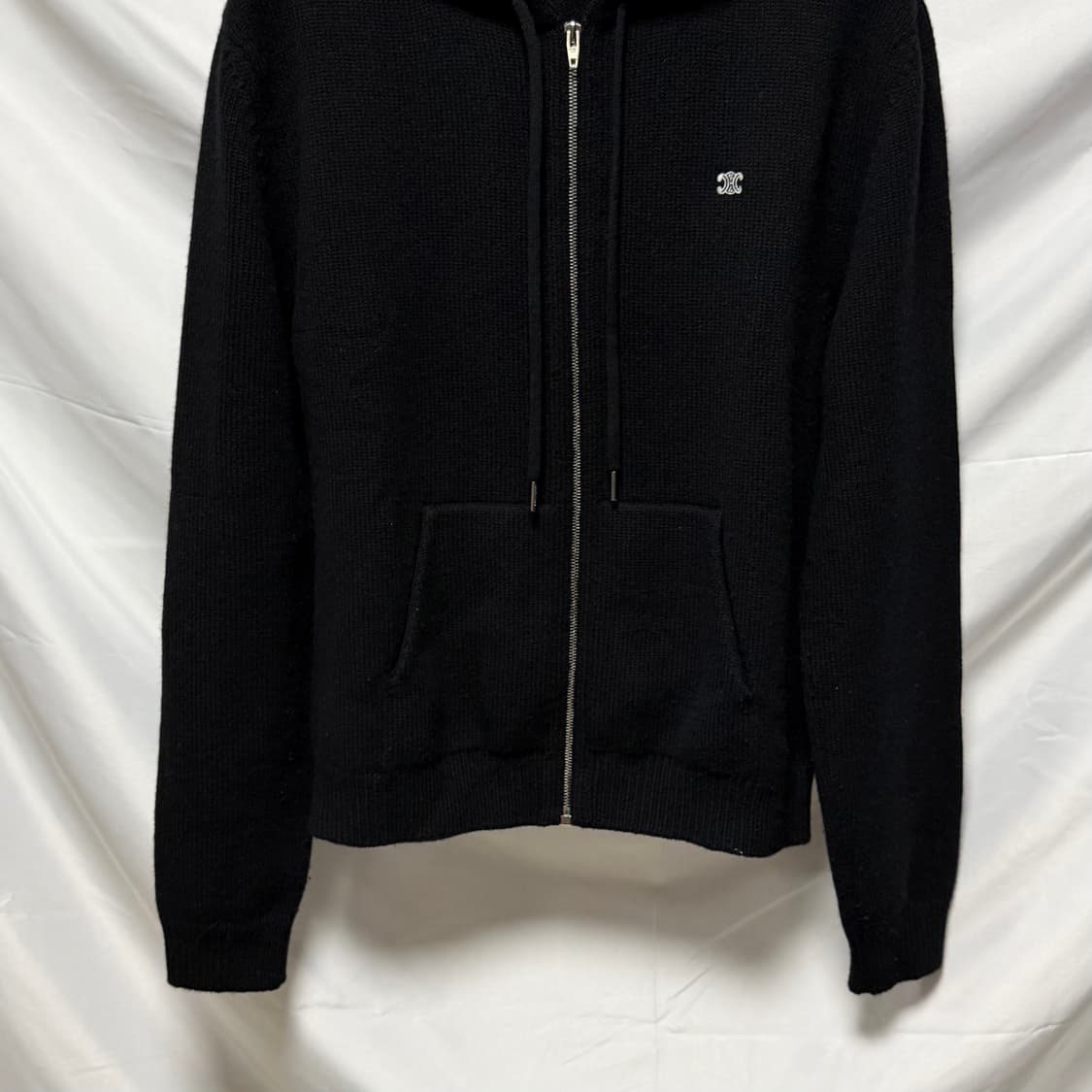 [S+급/L] 셀린느 트리옹프 울 캐시미어 후드집업 블랙 상품이미지3