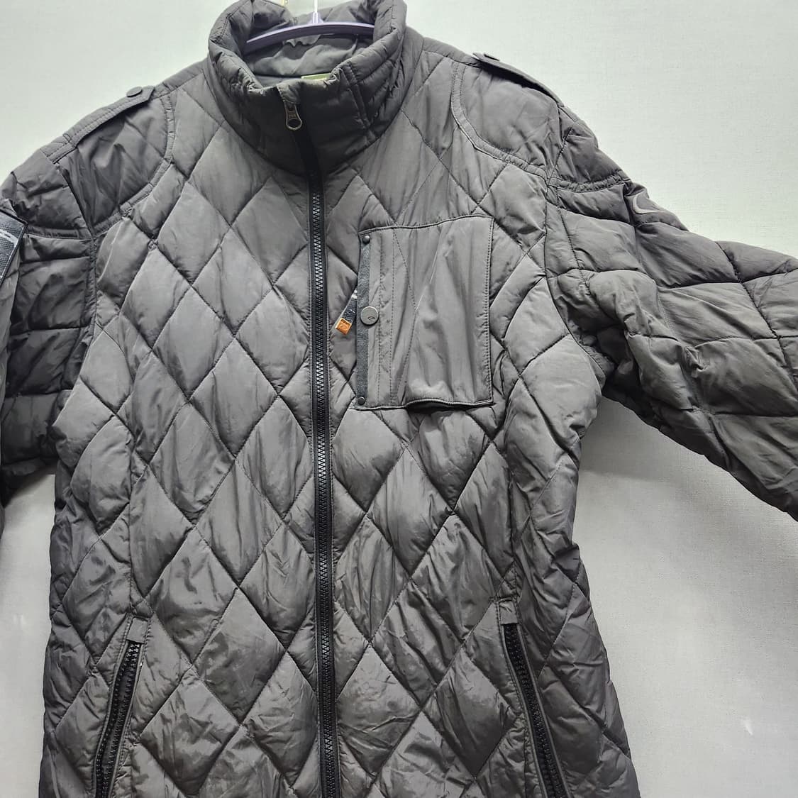 아이더 로고 와펜 원포켓 퀄팅 스트링 경량패딩 L(L) 상품이미지3