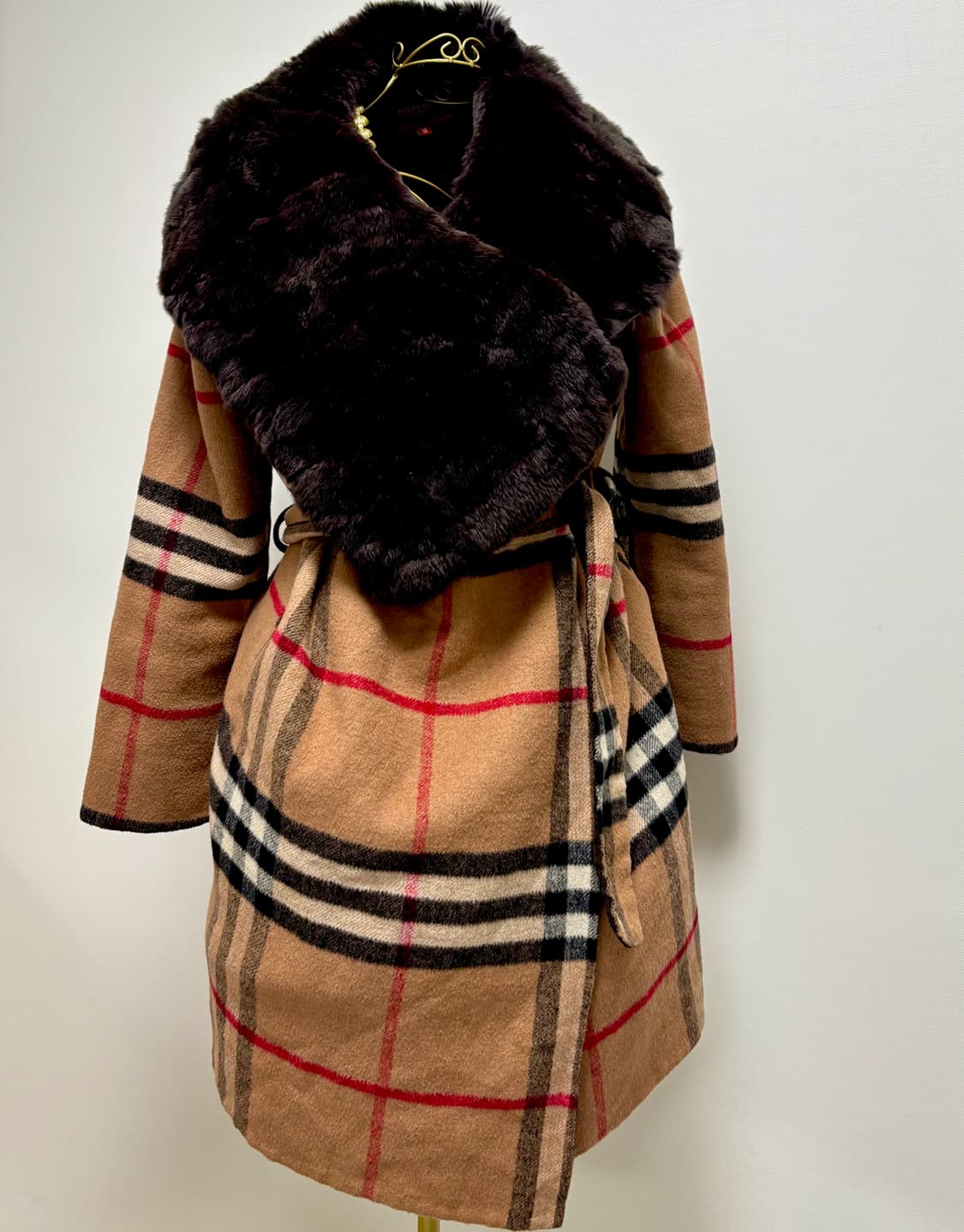 정품 .버버리. 코트. 38사이즈. 66. 상품이미지1