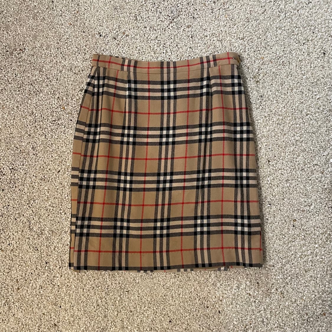 버버리 스커트 ⭐️1247 상품이미지3