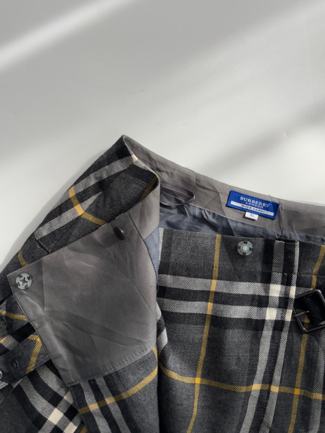 Burberry 버버리 블루라벨 차콜 체크 미니 스커트 상품이미지8