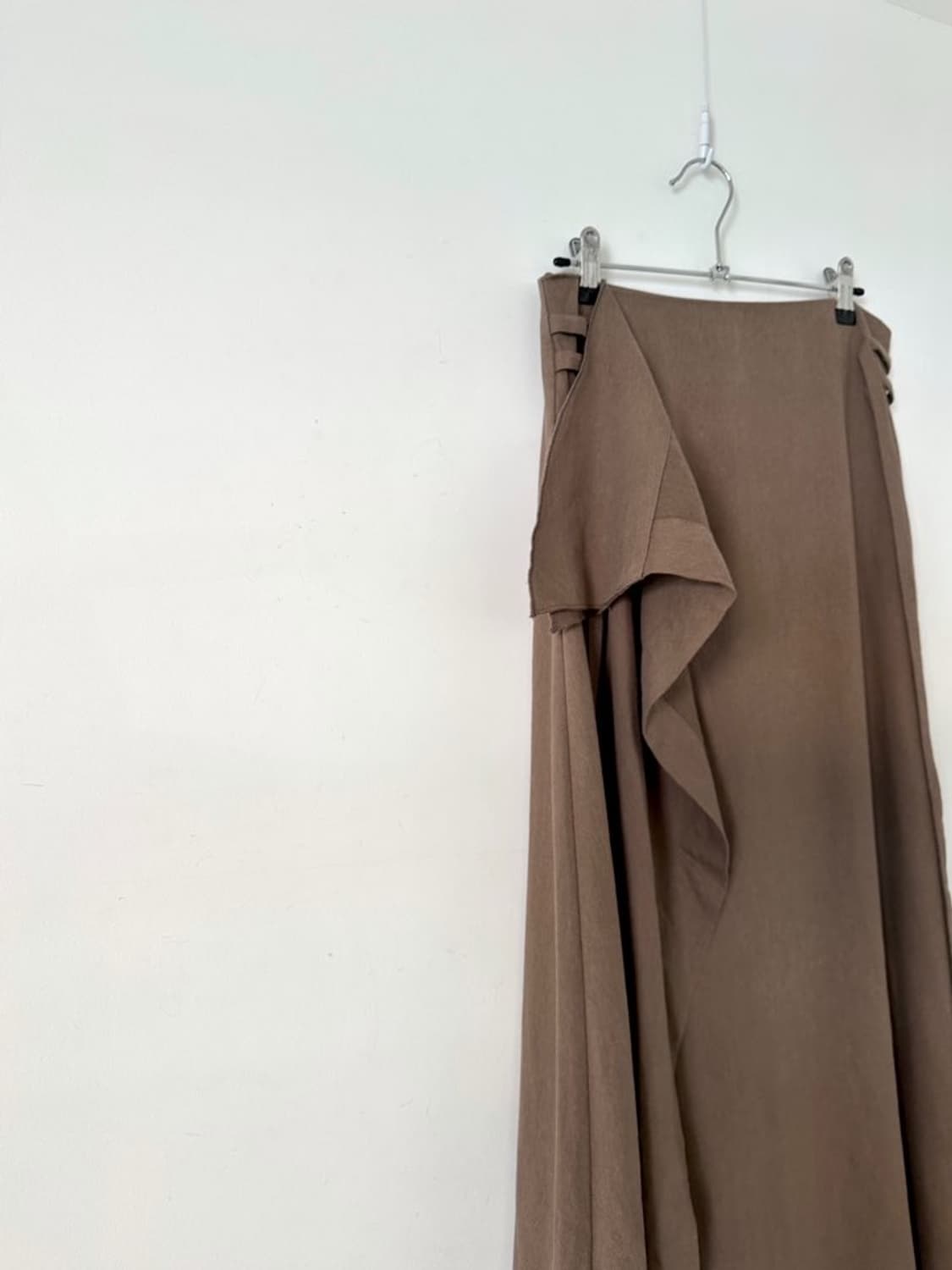 2 strap fruid skirt / brown 상품이미지7