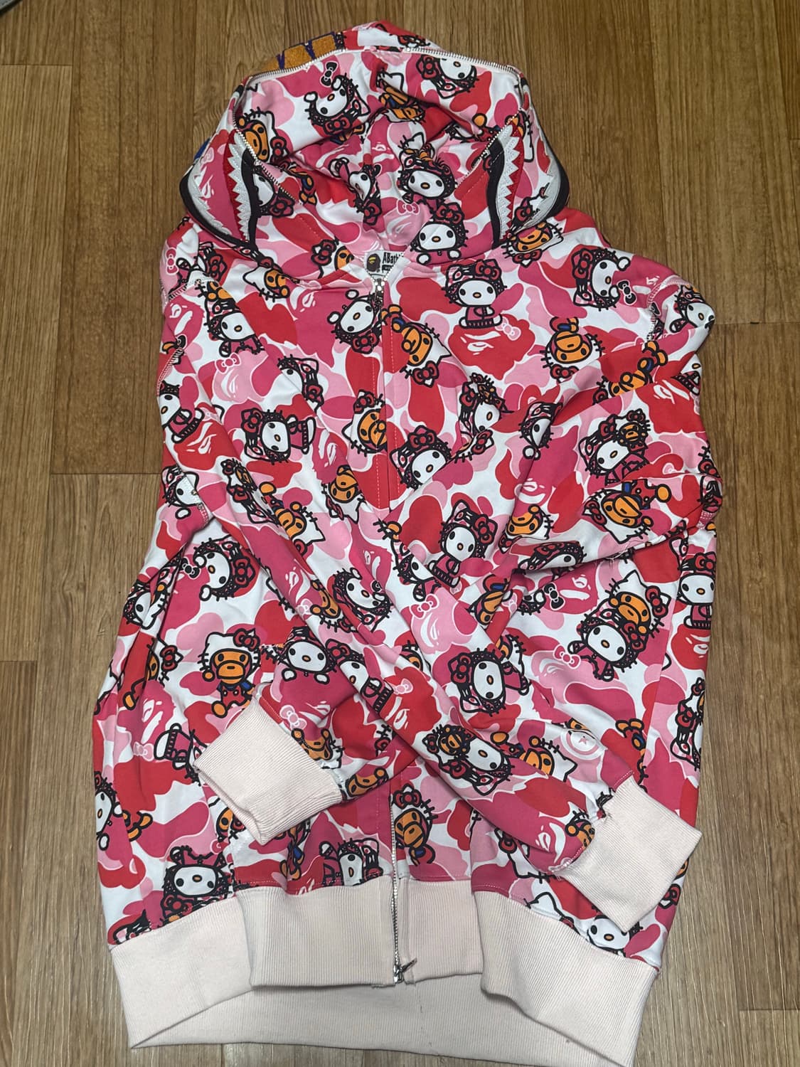 베이프 헬로키티 XXL 핑크 후드집업 상품이미지2