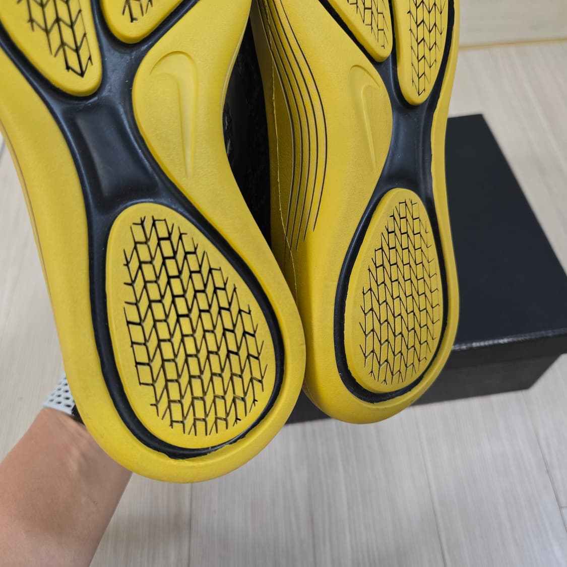 230 나이키 x 갸쿠소우 루나에픽 하이 쉴드 상품이미지9