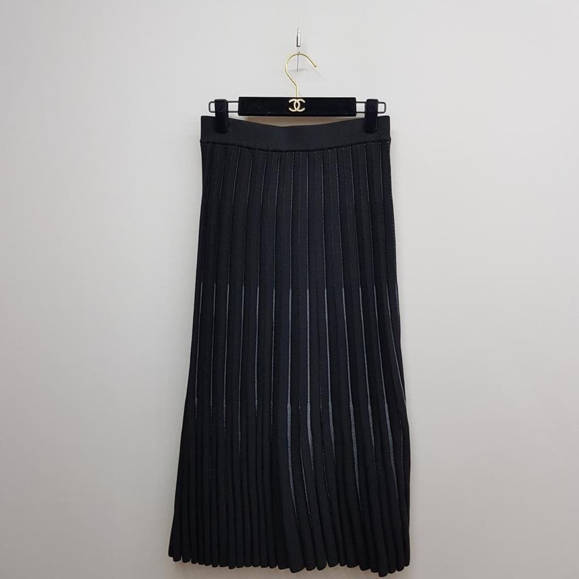 한섬 랑방 2022 플리츠 니트 롱 밴딩 스커트 M사이즈 상품이미지2