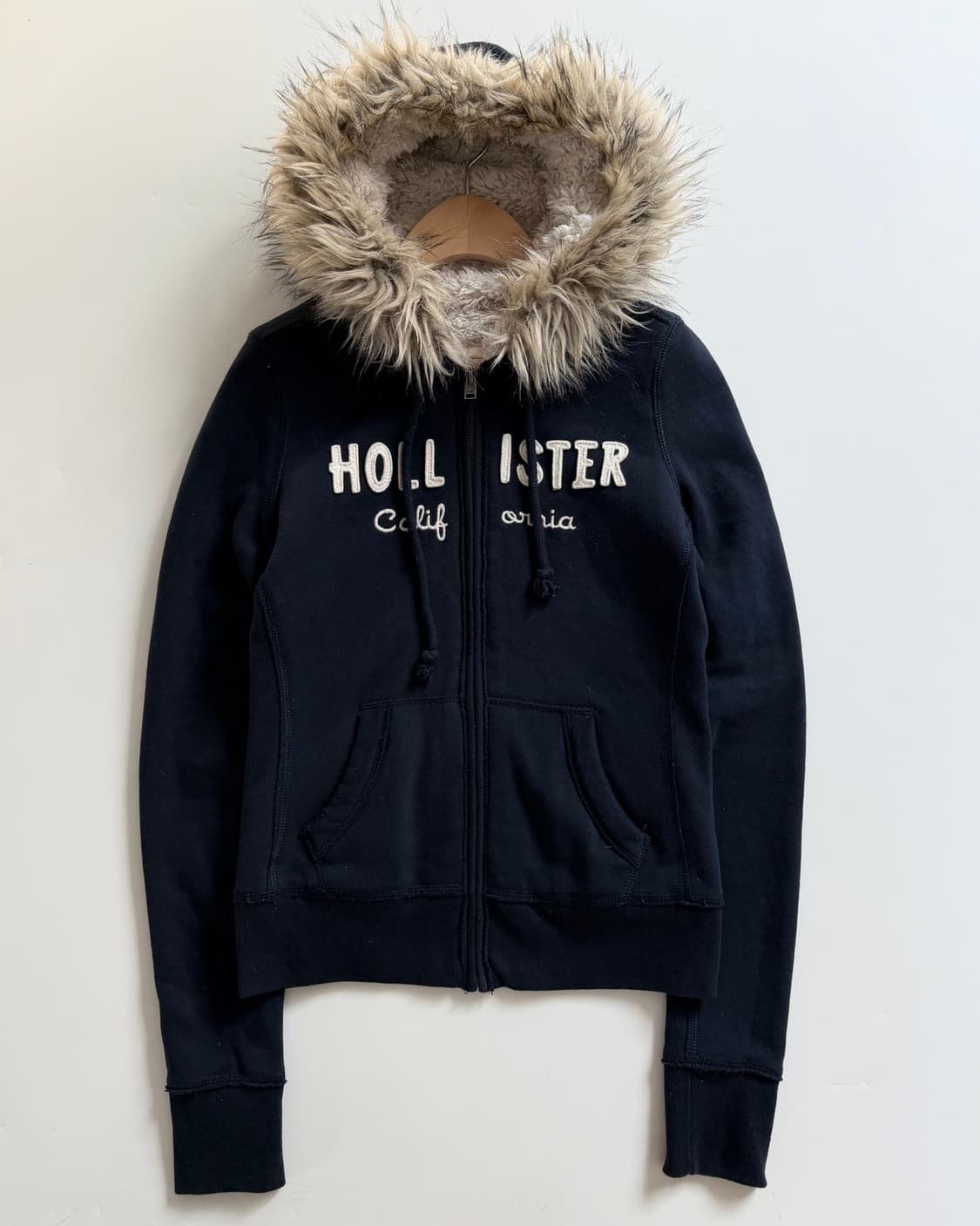 Hollister 홀리스터 우먼즈 퍼 후드집업 상품이미지2