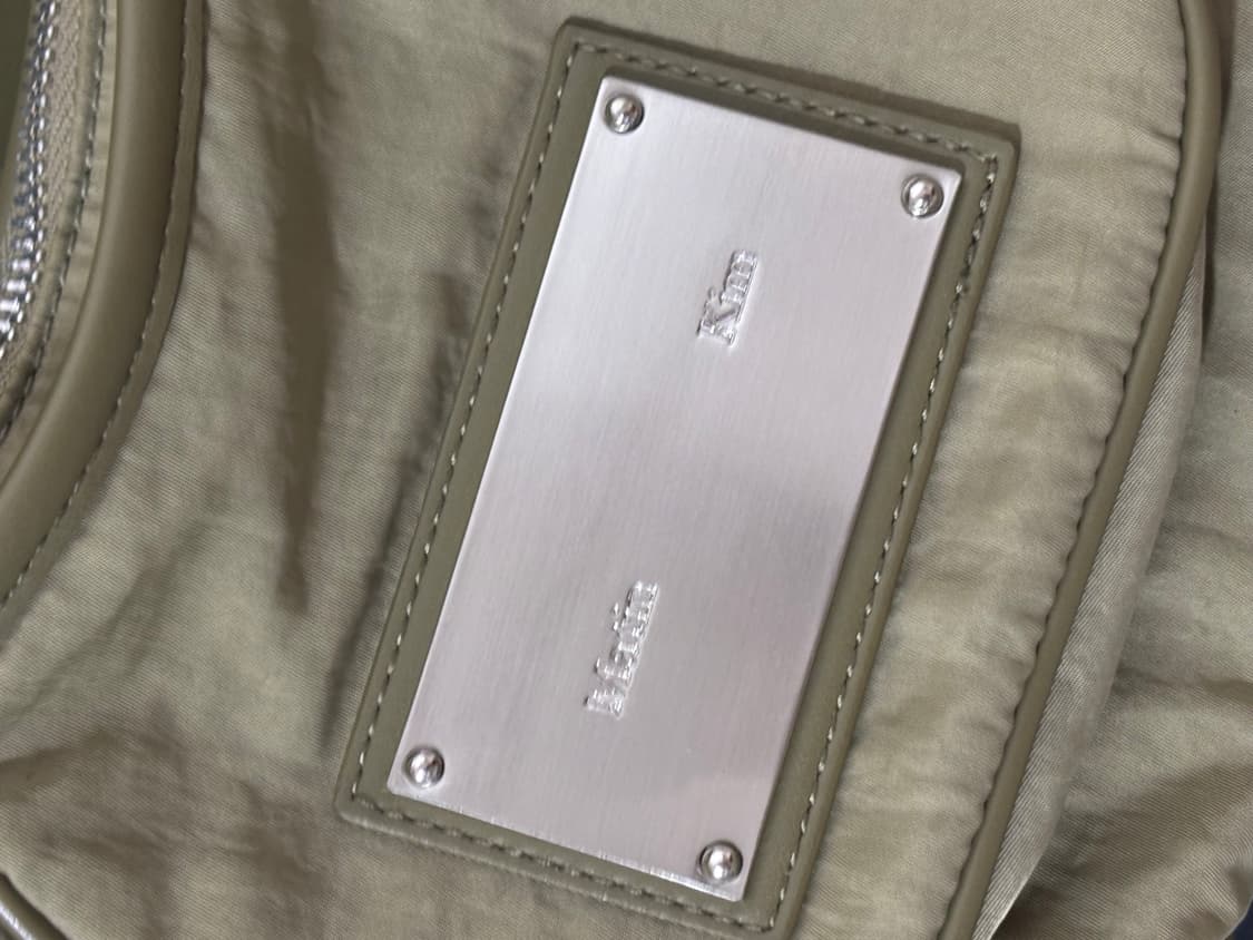 마뗑킴 마들렌 카키 가방 상품이미지3