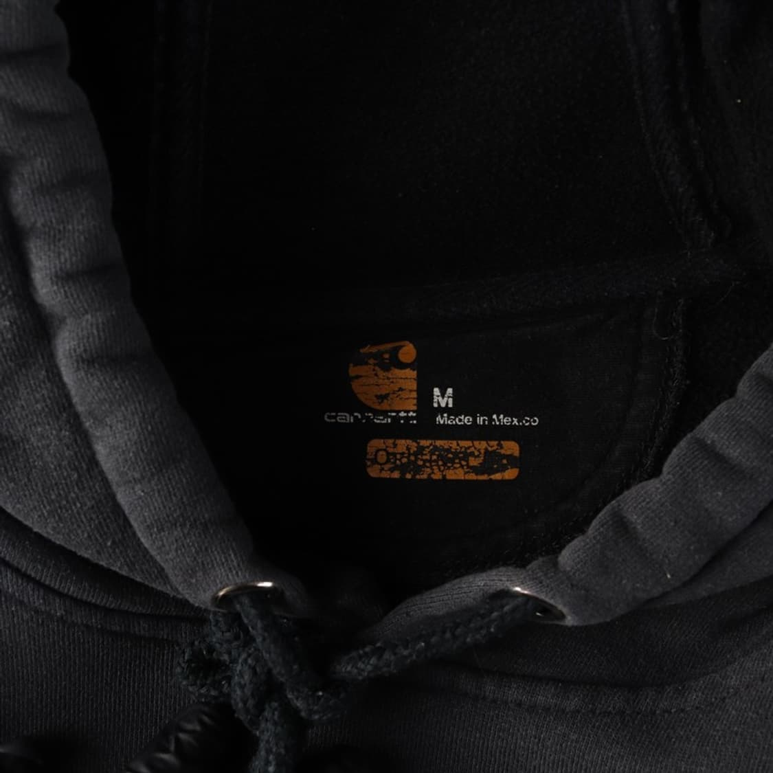 칼하트 스몰로고 페이딩 블랙 후드티 M 상품이미지5
