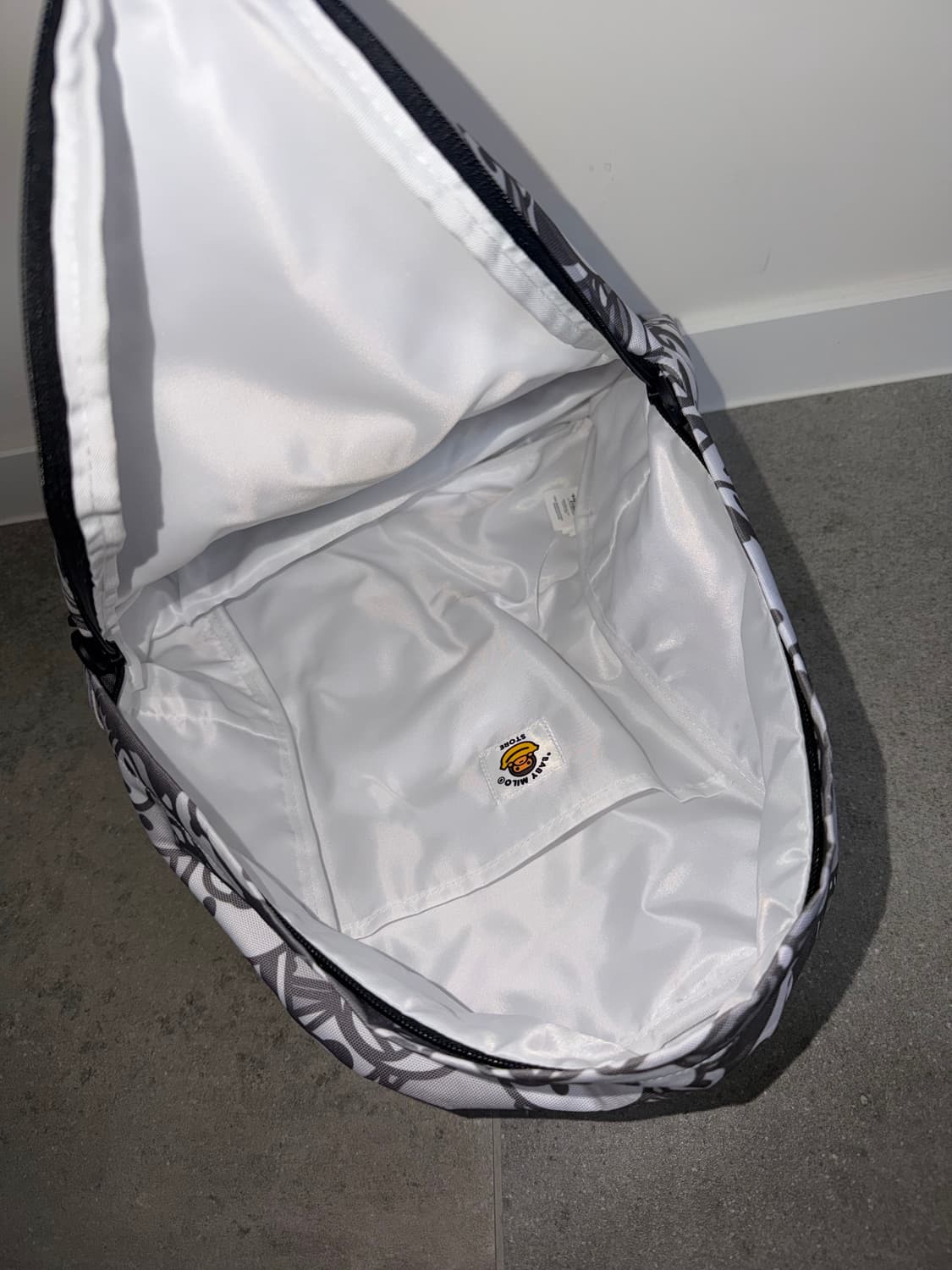 베이프 베이비 마일로 그레이 백팩  상품이미지3