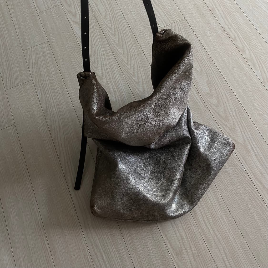 [OS] 릭오웬스 실버 레더 라지 숄더 백 상품이미지2