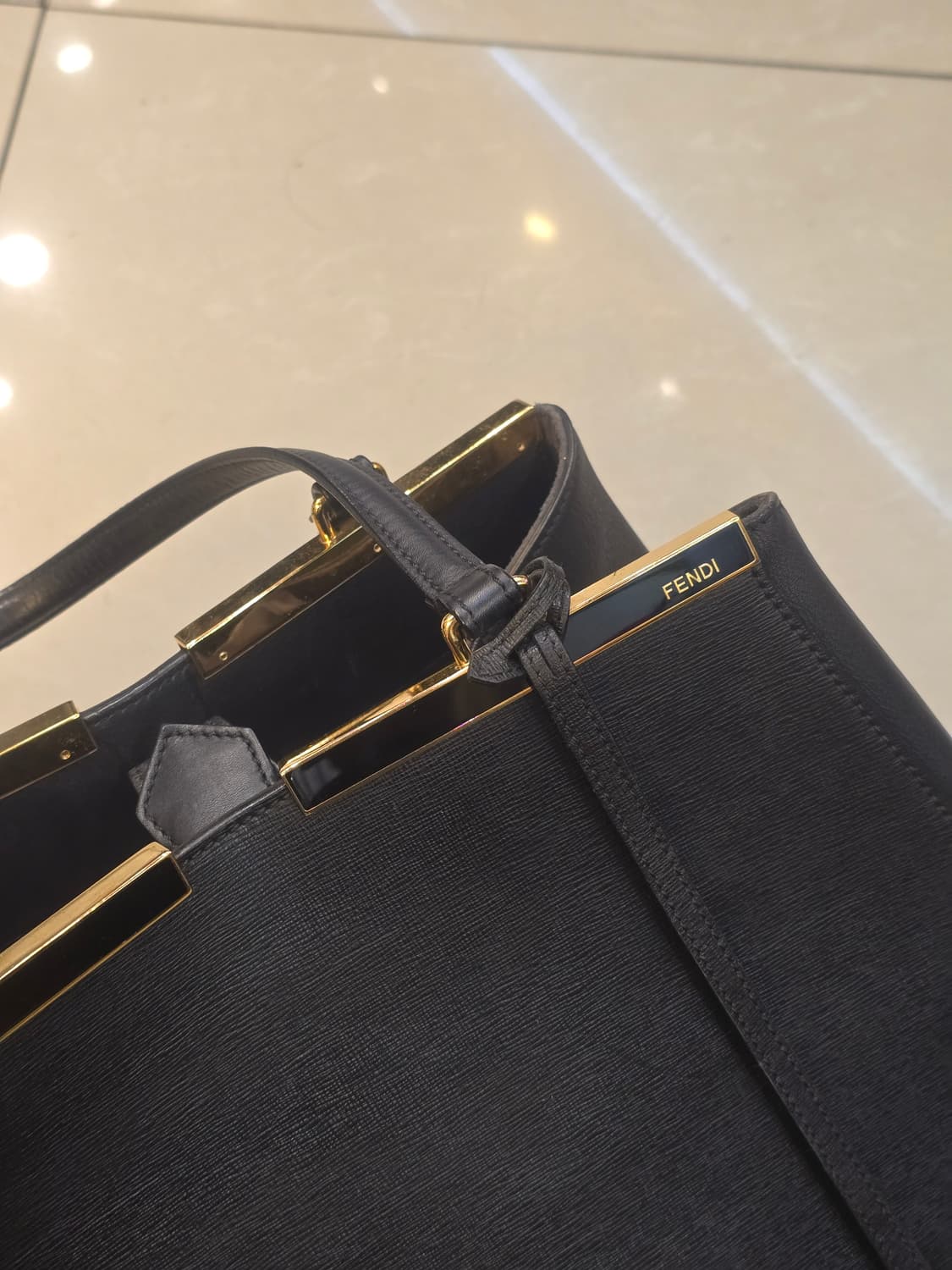 FENDI 펜디 투쥬르 토트백 상품이미지3