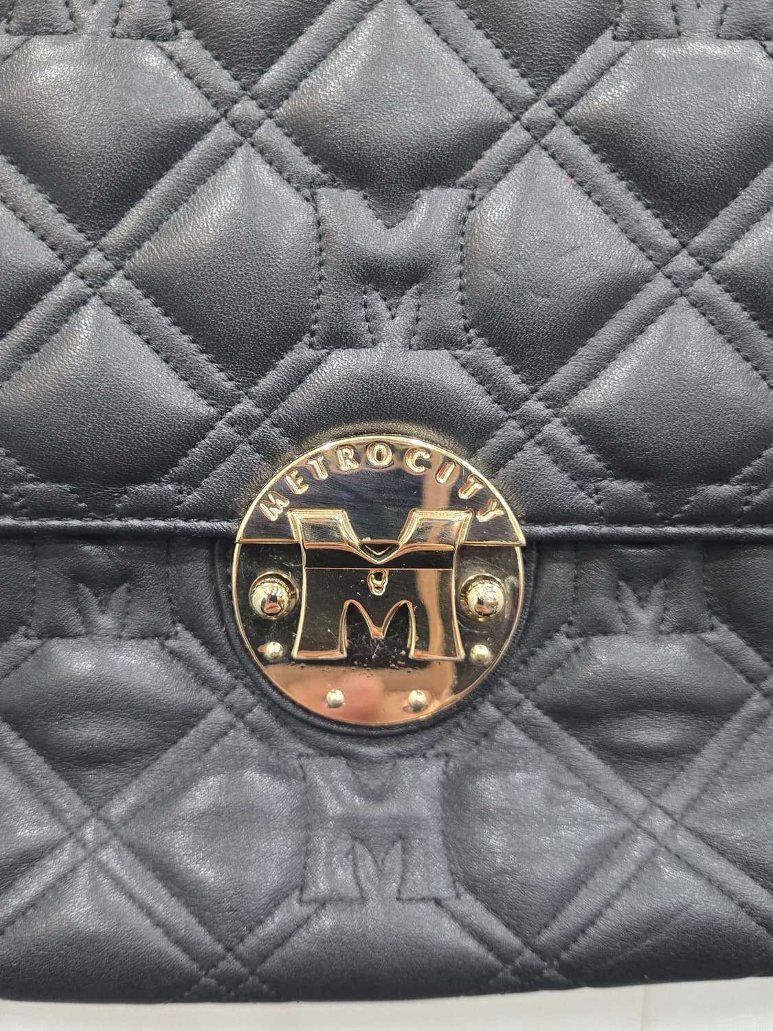 METROCITY 메트로시티 토트백 가방! 블랙색상~ 골드로고~ 상품이미지2