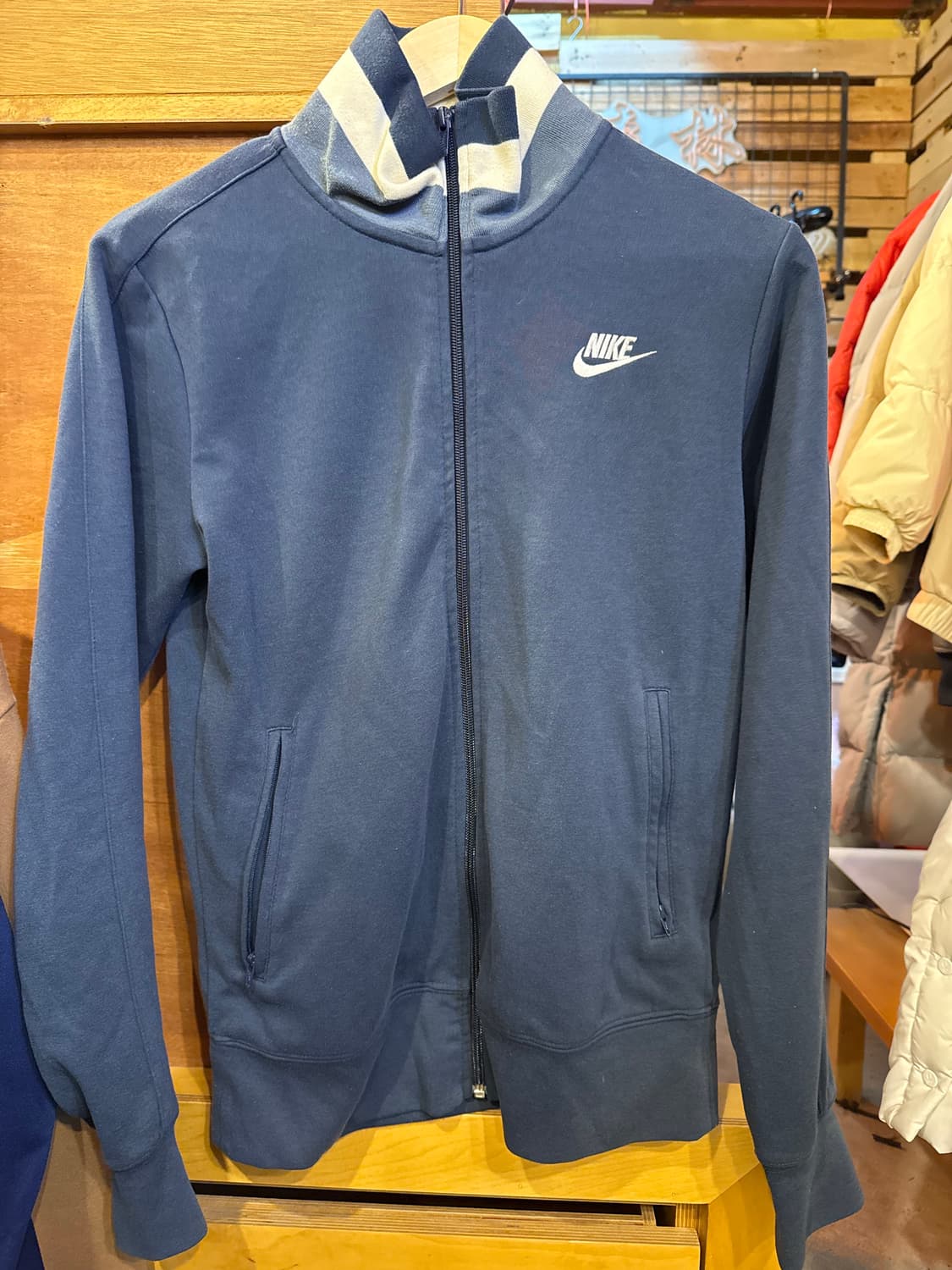 나이키 차콜 집업 상품이미지1