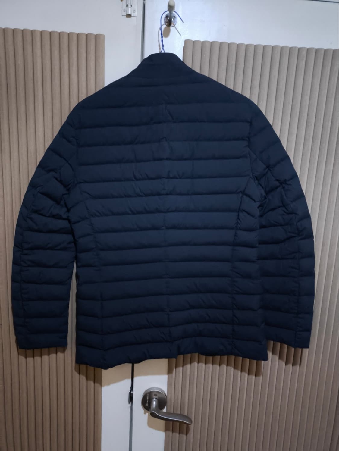 아르마니 꼴레지오니 경량패딩 상품이미지7