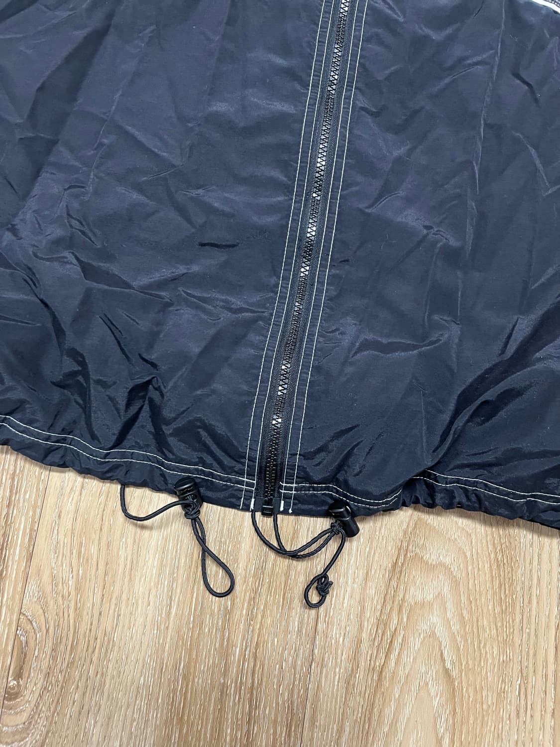 엄브로 케와딘 카지노스 인디언 올드스쿨 바람막이 상품이미지4