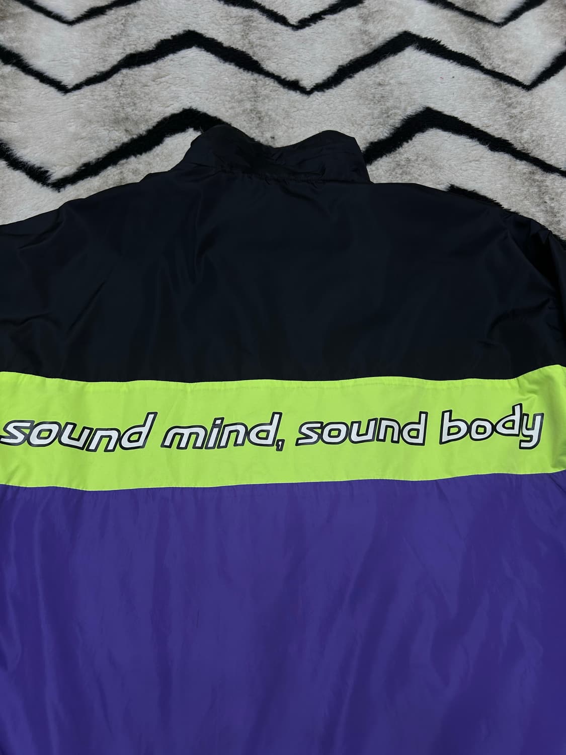 [L]아식스 레터링 바람막이 상품이미지5