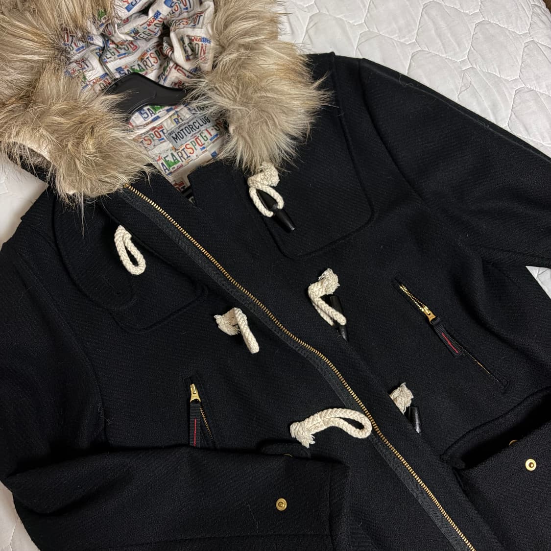 사파리스팟 Region Motors Club Fake Fur Duffle 상품이미지4